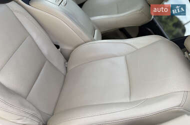Внедорожник / Кроссовер Toyota Highlander 2017 в 