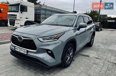 Внедорожник / Кроссовер Toyota Highlander 2022 в Одессе