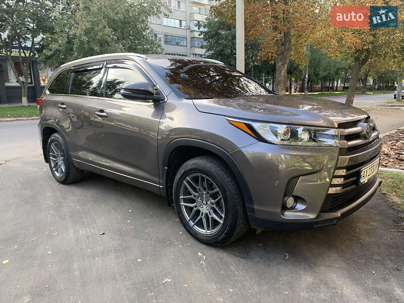 Toyota Highlander 2017