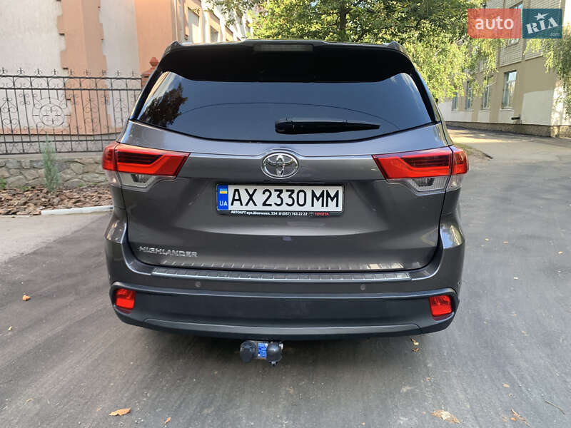 Внедорожник / Кроссовер Toyota Highlander 2017 в Харькове фото 4 Внедорожник / Кроссовер Toyota Highlander 2017 в Харькове