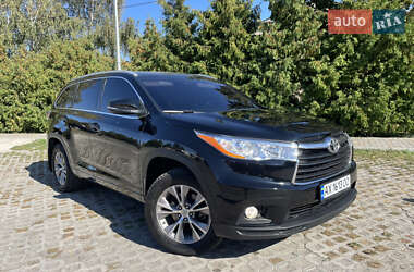 Позашляховик / Кросовер Toyota Highlander 2015 в Харкові