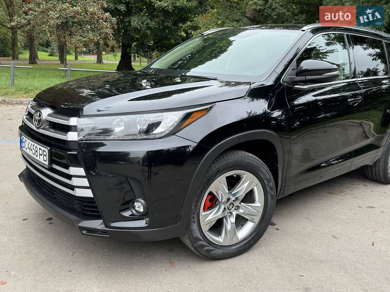 Внедорожник / Кроссовер Toyota Highlander 2015 в Львове фото 2 Внедорожник / Кроссовер Toyota Highlander 2015 в Львове