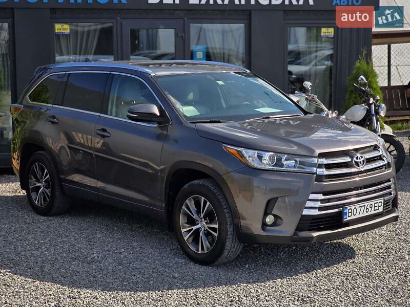 Внедорожник / Кроссовер Toyota Highlander 2015 в Тернополе фото 2 Внедорожник / Кроссовер Toyota Highlander 2015 в Тернополе
