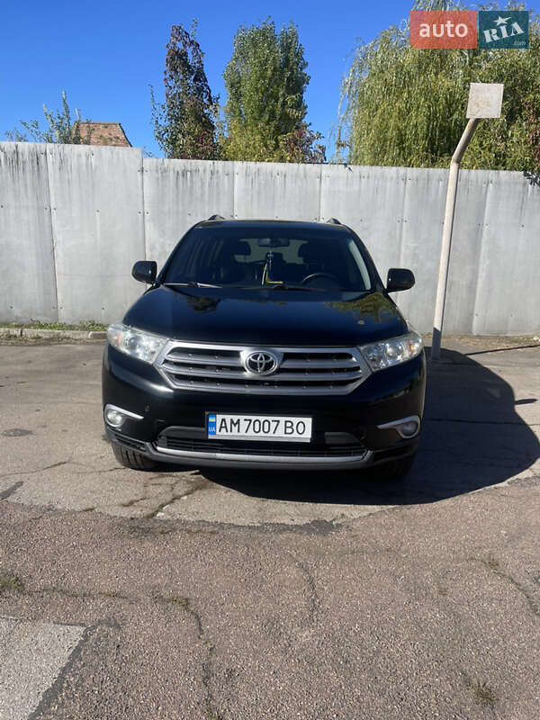 Внедорожник / Кроссовер Toyota Highlander 2013 в Житомире фото 2 Внедорожник / Кроссовер Toyota Highlander 2013 в Житомире