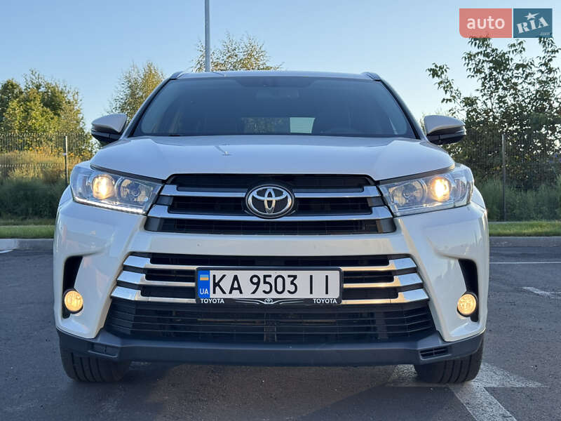 Внедорожник / Кроссовер Toyota Highlander 2019 в Киеве фото 2 Внедорожник / Кроссовер Toyota Highlander 2019 в Киеве