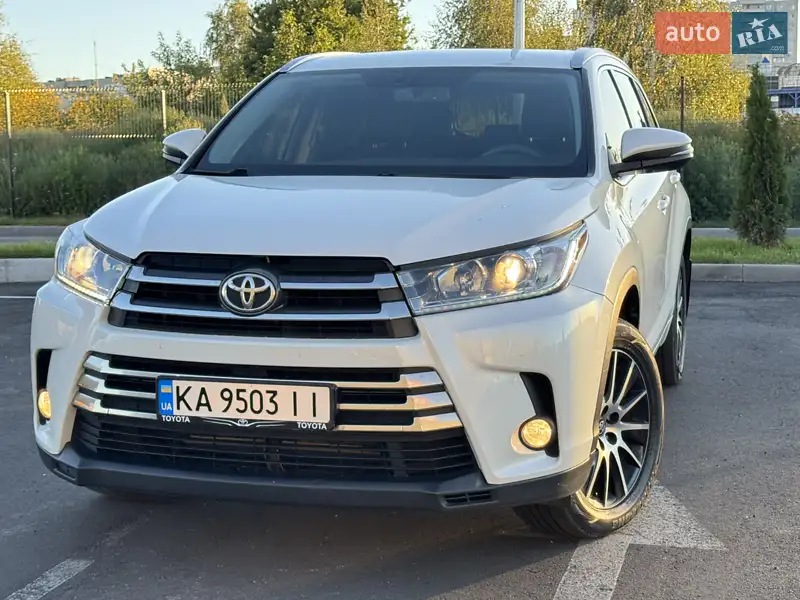 Toyota Highlander 2019