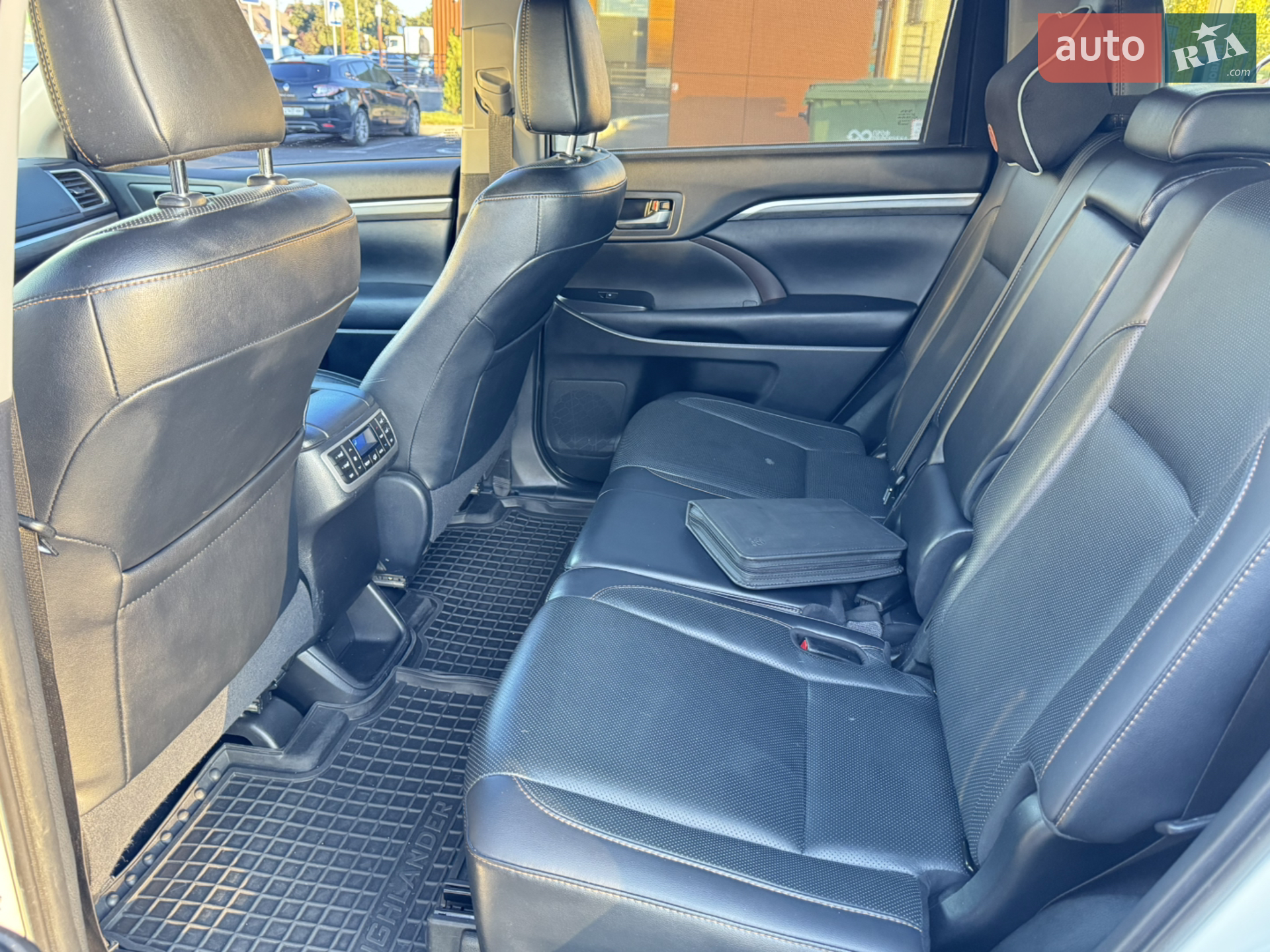 2019 Toyota Highlander - мініатюра 12