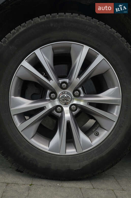 Внедорожник / Кроссовер Toyota Highlander 2015 в Новояворовске фото 13 Внедорожник / Кроссовер Toyota Highlander 2015 в Новояворовске