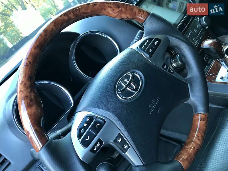 Внедорожник / Кроссовер Toyota Highlander 2010 в Желтых Водах