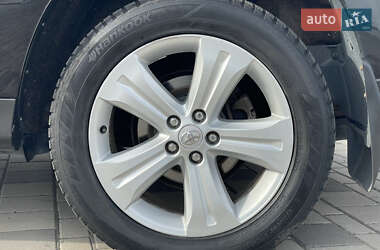 Внедорожник / Кроссовер Toyota Highlander 2013 в 