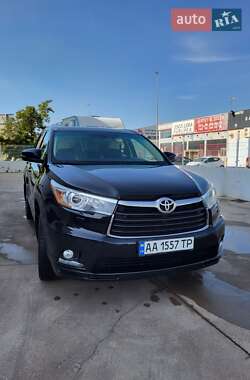 Внедорожник / Кроссовер Toyota Highlander 2014 в Киеве