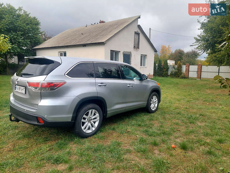 Внедорожник / Кроссовер Toyota Highlander 2016 в Киеве фото 4 Внедорожник / Кроссовер Toyota Highlander 2016 в Киеве