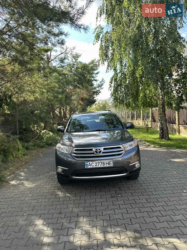 Toyota Highlander 2011 Toyota Highlander 2011