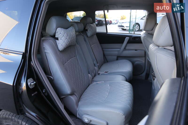 Позашляховик / Кросовер Toyota Highlander 2008 в Києві