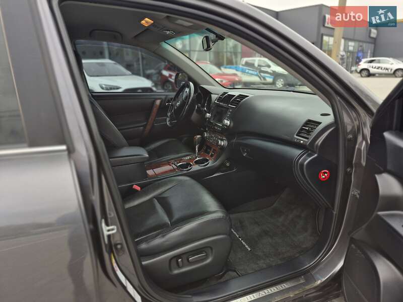 Позашляховик / Кросовер Toyota Highlander 2011 в Кропивницькому фото 10 Позашляховик / Кросовер Toyota Highlander 2011 в Кропивницькому