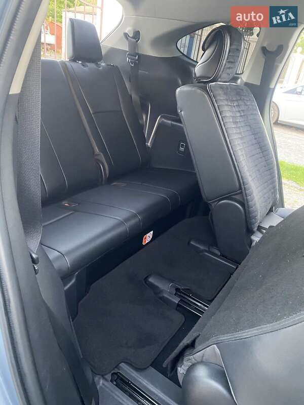 Внедорожник / Кроссовер Toyota Highlander 2020 в Виннице фото 20 Внедорожник / Кроссовер Toyota Highlander 2020 в Виннице