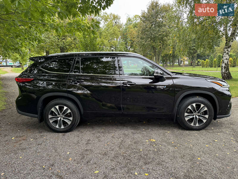 Внедорожник / Кроссовер Toyota Highlander 2021 в Хмельницком фото 9 Внедорожник / Кроссовер Toyota Highlander 2021 в Хмельницком