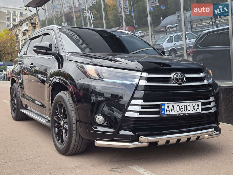 Toyota Highlander 2017