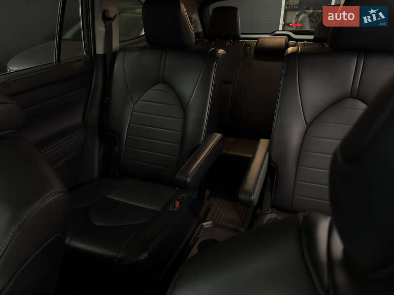 Внедорожник / Кроссовер Toyota Highlander 2022 в Николаеве фото 12 Внедорожник / Кроссовер Toyota Highlander 2022 в Николаеве