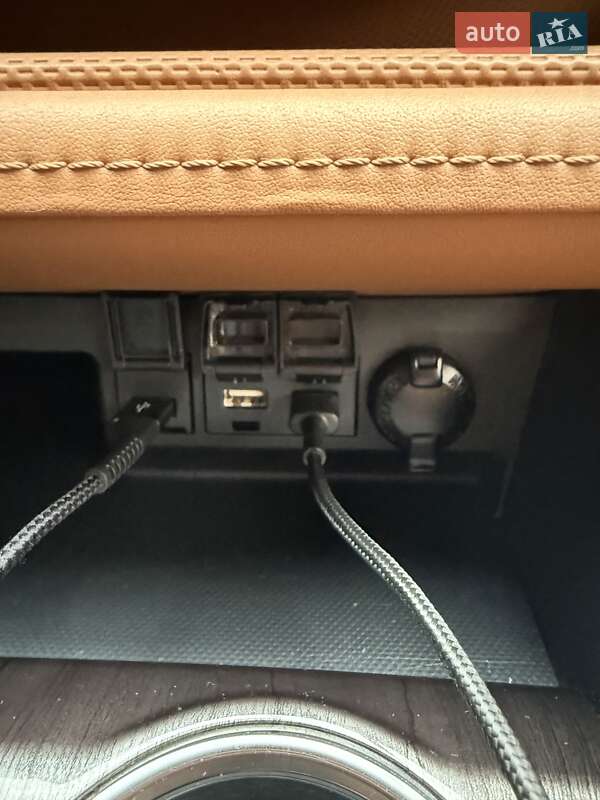 Внедорожник / Кроссовер Toyota Highlander 2020 в Киеве