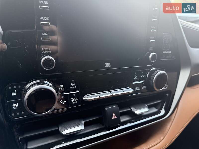 Внедорожник / Кроссовер Toyota Highlander 2020 в Киеве