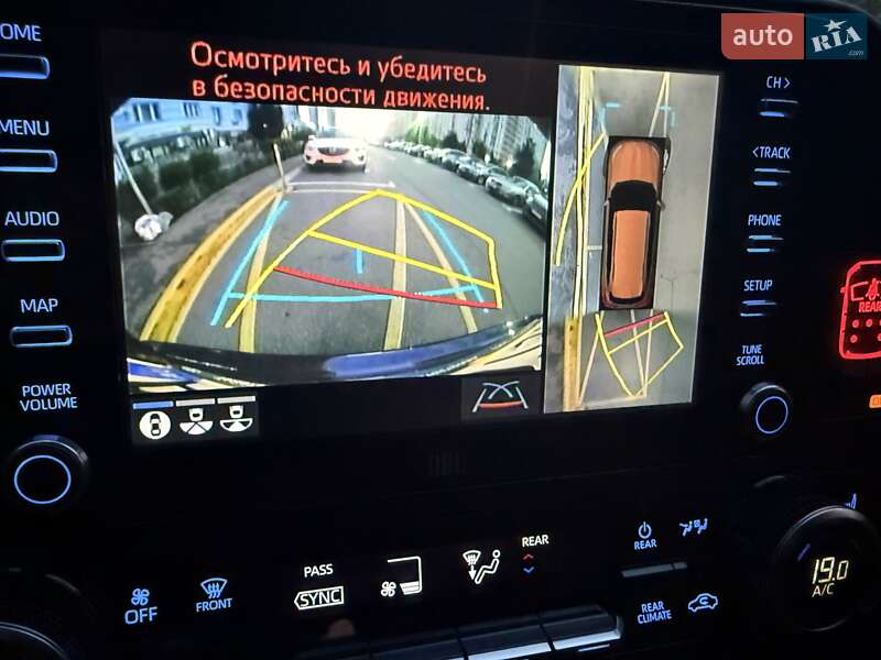 Внедорожник / Кроссовер Toyota Highlander 2020 в Киеве