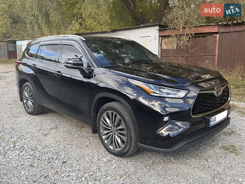 Внедорожник / Кроссовер Toyota Highlander 2020 в Киеве