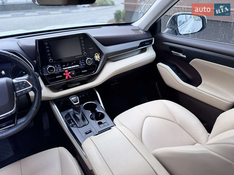Внедорожник / Кроссовер Toyota Highlander 2020 в Львове фото 21 Внедорожник / Кроссовер Toyota Highlander 2020 в Львове