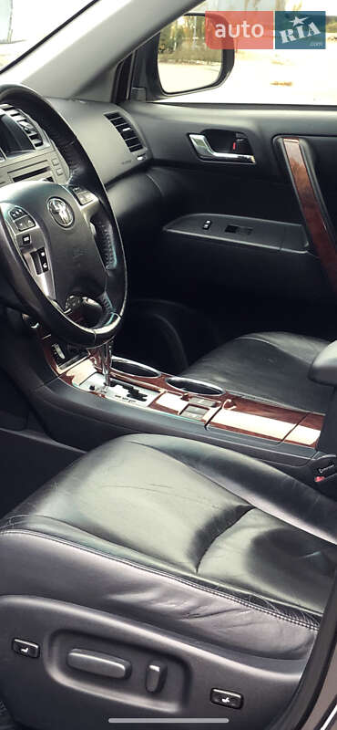 Внедорожник / Кроссовер Toyota Highlander 2012 в Конотопе фото 12 Внедорожник / Кроссовер Toyota Highlander 2012 в Конотопе