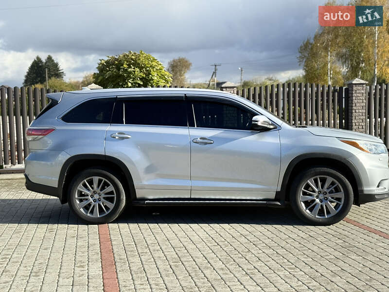 Позашляховик / Кросовер Toyota Highlander 2014 в Хмельницькому