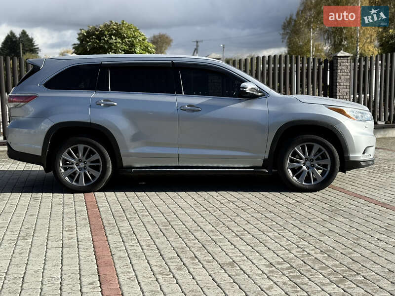 Позашляховик / Кросовер Toyota Highlander 2014 в Хмельницькому