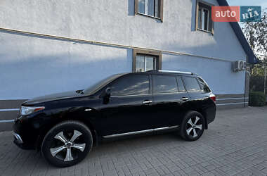 Внедорожник / Кроссовер Toyota Highlander 2011 в Новомосковске