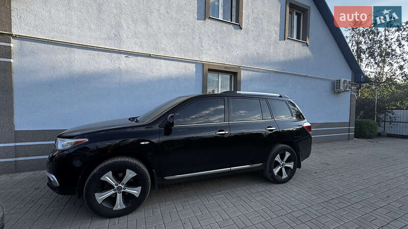 Внедорожник / Кроссовер Toyota Highlander 2011 в Новомосковске фото Внедорожник / Кроссовер Toyota Highlander 2011 в Новомосковске