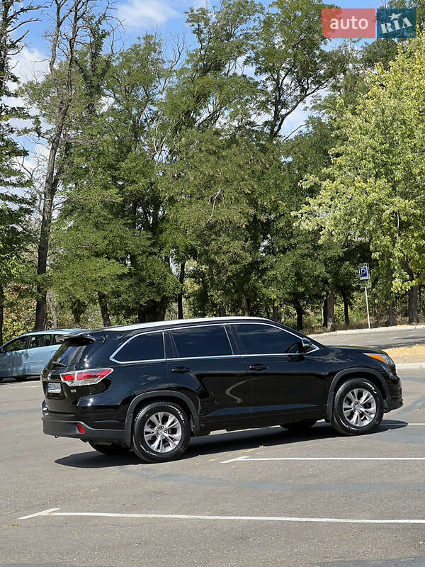 Внедорожник / Кроссовер Toyota Highlander 2014 в Николаеве фото 7 Внедорожник / Кроссовер Toyota Highlander 2014 в Николаеве