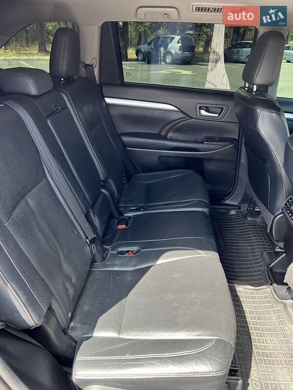 Внедорожник / Кроссовер Toyota Highlander 2014 в Николаеве фото 24 Внедорожник / Кроссовер Toyota Highlander 2014 в Николаеве