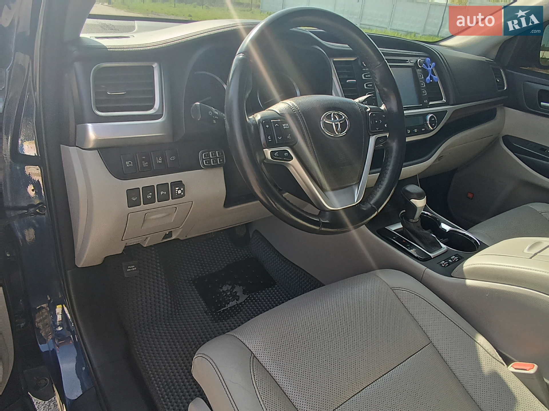 2015 Toyota Highlander - мініатюра 30
