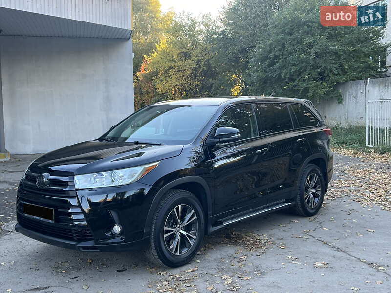 Внедорожник / Кроссовер Toyota Highlander 2017 в Хмельницком фото 11 Внедорожник / Кроссовер Toyota Highlander 2017 в Хмельницком