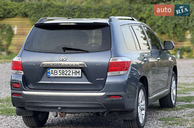 Внедорожник / Кроссовер Toyota Highlander 2011 в 