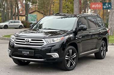 Позашляховик / Кросовер Toyota Highlander 2012 в  фото 2 Позашляховик / Кросовер Toyota Highlander 2012 в