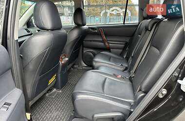 Позашляховик / Кросовер Toyota Highlander 2012 в  фото 19 Позашляховик / Кросовер Toyota Highlander 2012 в