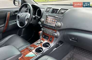 Позашляховик / Кросовер Toyota Highlander 2012 в  фото 28 Позашляховик / Кросовер Toyota Highlander 2012 в