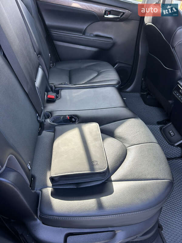 Позашляховик / Кросовер Toyota Highlander 2022 в Вінниці фото 19 Позашляховик / Кросовер Toyota Highlander 2022 в Вінниці