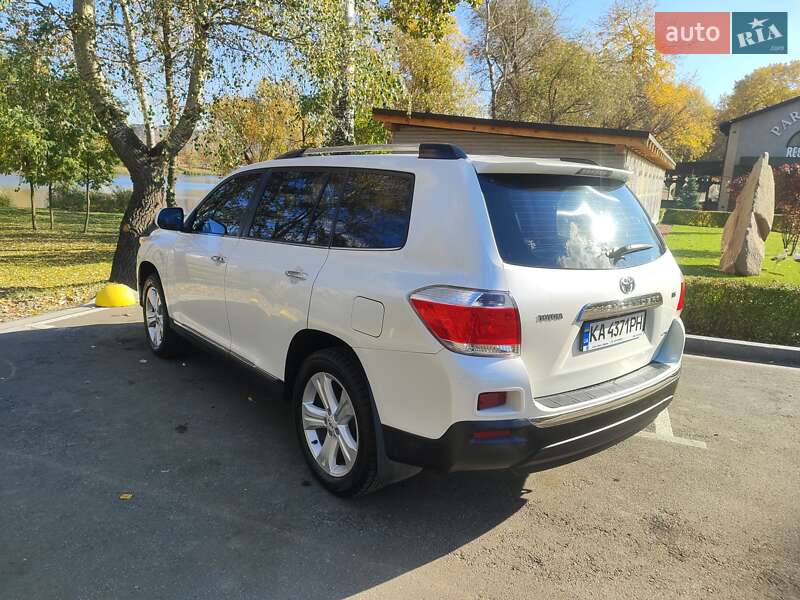 Внедорожник / Кроссовер Toyota Highlander 2010 в Киеве фото 5 Внедорожник / Кроссовер Toyota Highlander 2010 в Киеве