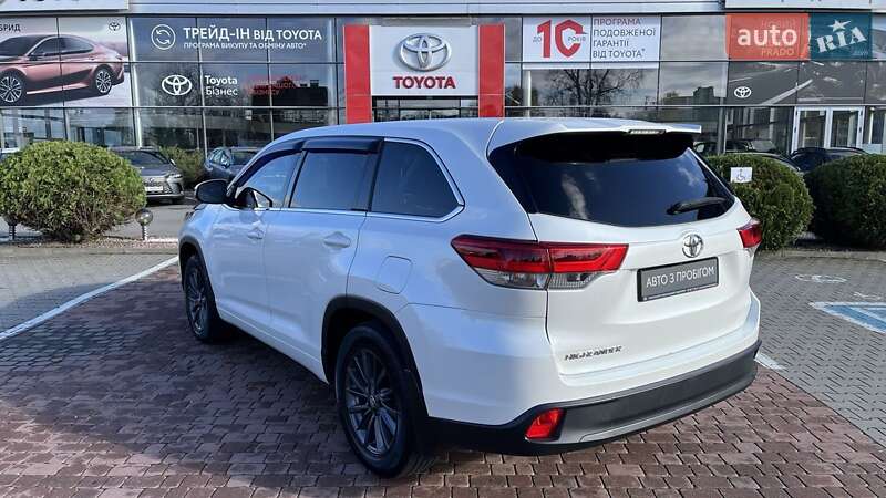 Внедорожник / Кроссовер Toyota Highlander 2017 в Хмельницком фото 2 Внедорожник / Кроссовер Toyota Highlander 2017 в Хмельницком