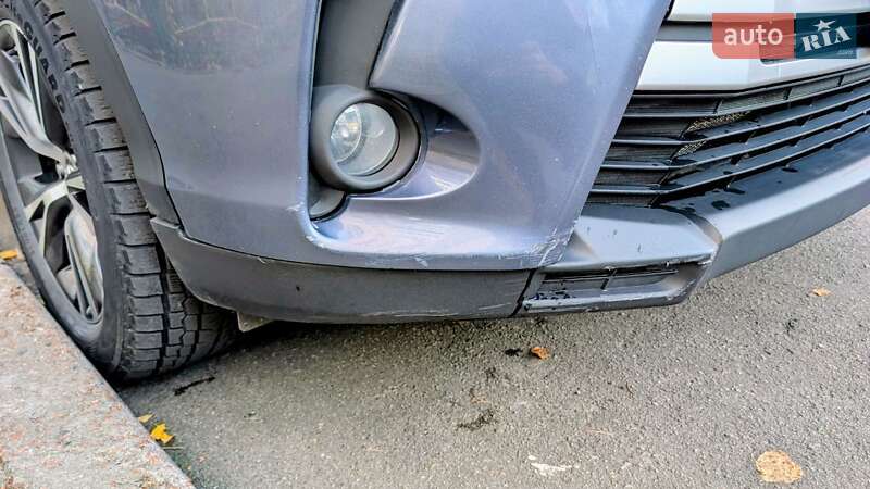 Позашляховик / Кросовер Toyota Highlander 2018 в Києві