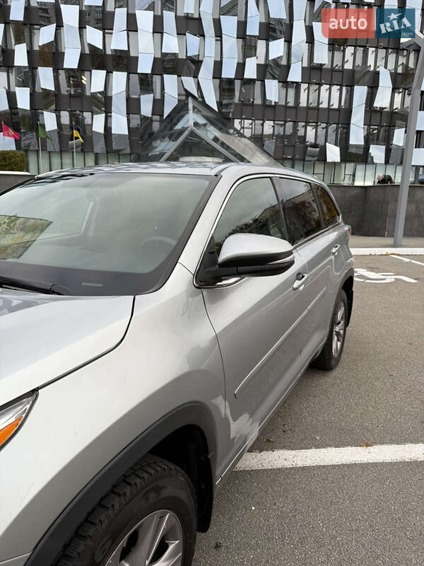 Внедорожник / Кроссовер Toyota Highlander 2014 в Харькове фото 5 Внедорожник / Кроссовер Toyota Highlander 2014 в Харькове