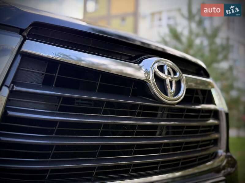 Внедорожник / Кроссовер Toyota Highlander 2014 в Ивано-Франковске фото 5 Внедорожник / Кроссовер Toyota Highlander 2014 в Ивано-Франковске