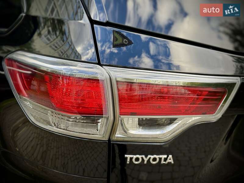 Внедорожник / Кроссовер Toyota Highlander 2014 в Ивано-Франковске фото 15 Внедорожник / Кроссовер Toyota Highlander 2014 в Ивано-Франковске