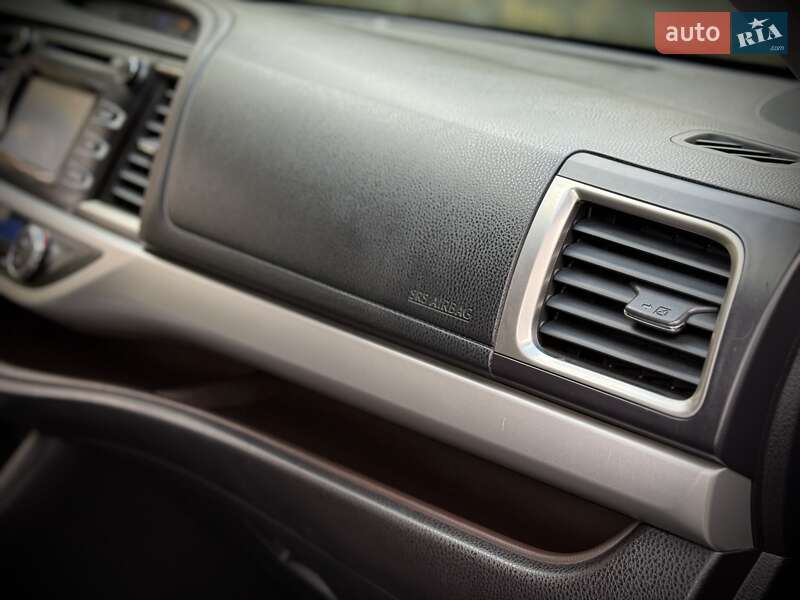 Внедорожник / Кроссовер Toyota Highlander 2014 в Ивано-Франковске фото 29 Внедорожник / Кроссовер Toyota Highlander 2014 в Ивано-Франковске