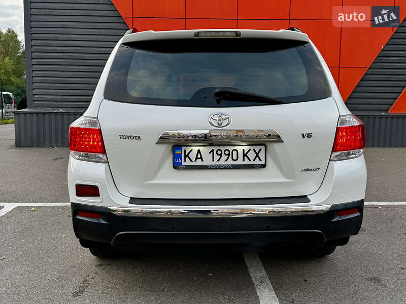 Внедорожник / Кроссовер Toyota Highlander 2012 в Киеве фото 21 Внедорожник / Кроссовер Toyota Highlander 2012 в Киеве